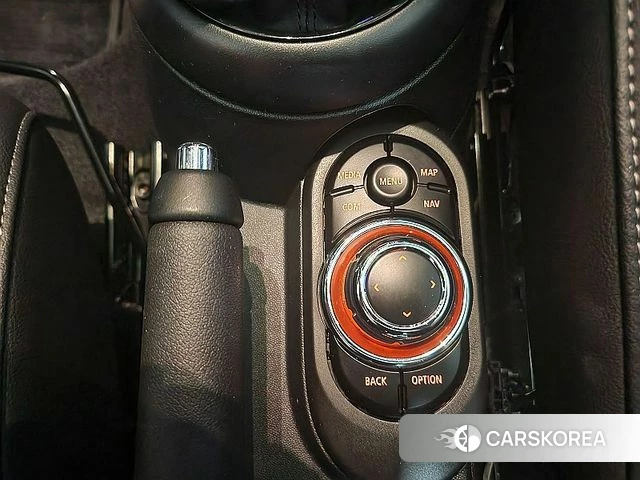 Mini Cooper Convertible 2022 Зеленый из Кореи, фото 5