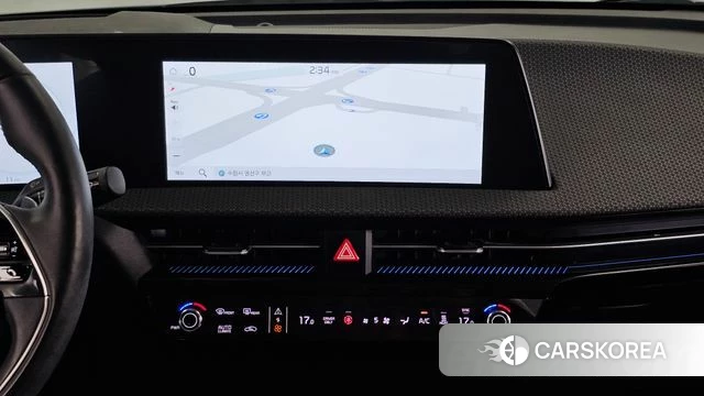 Kia EV6 2023 Черный из Кореи, фото 5
