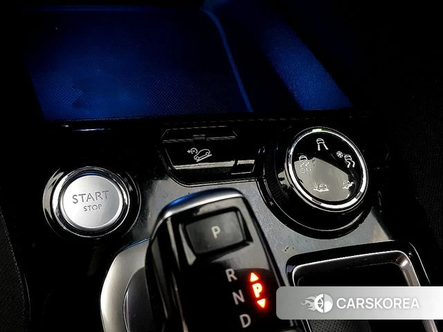 Peugeot 3008 second generation 2018 Черный из Кореи, фото 5