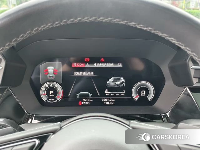 Audi A3 2023 Белый из Китая, фото 5