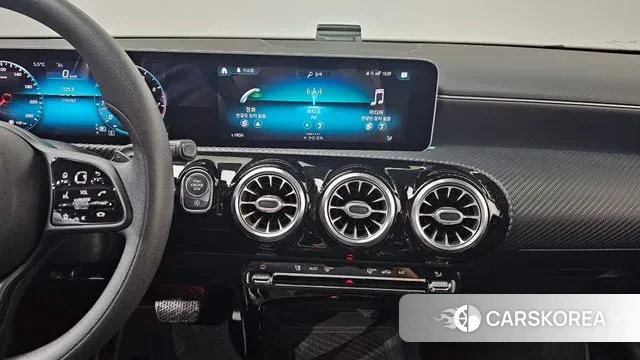 Mercedes-Benz A-Class W177 2020 Белый из Кореи, фото 5