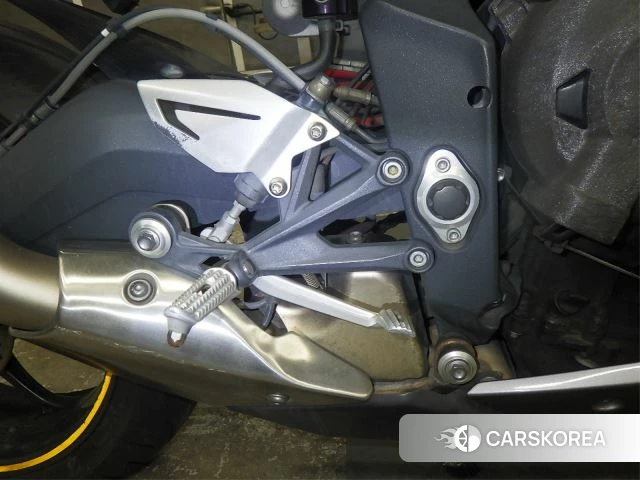 Проданный Triumph DAYTONA 675 2014 из Японии, фото 4