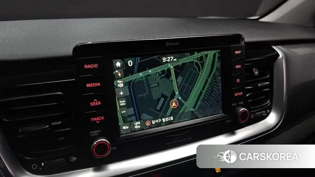 Kia Stonic 2018 Белый из Кореи, фото 5