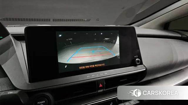 Toyota Prius 5th Generation 2023 Светло-серебряный цвет из Кореи, фото 5