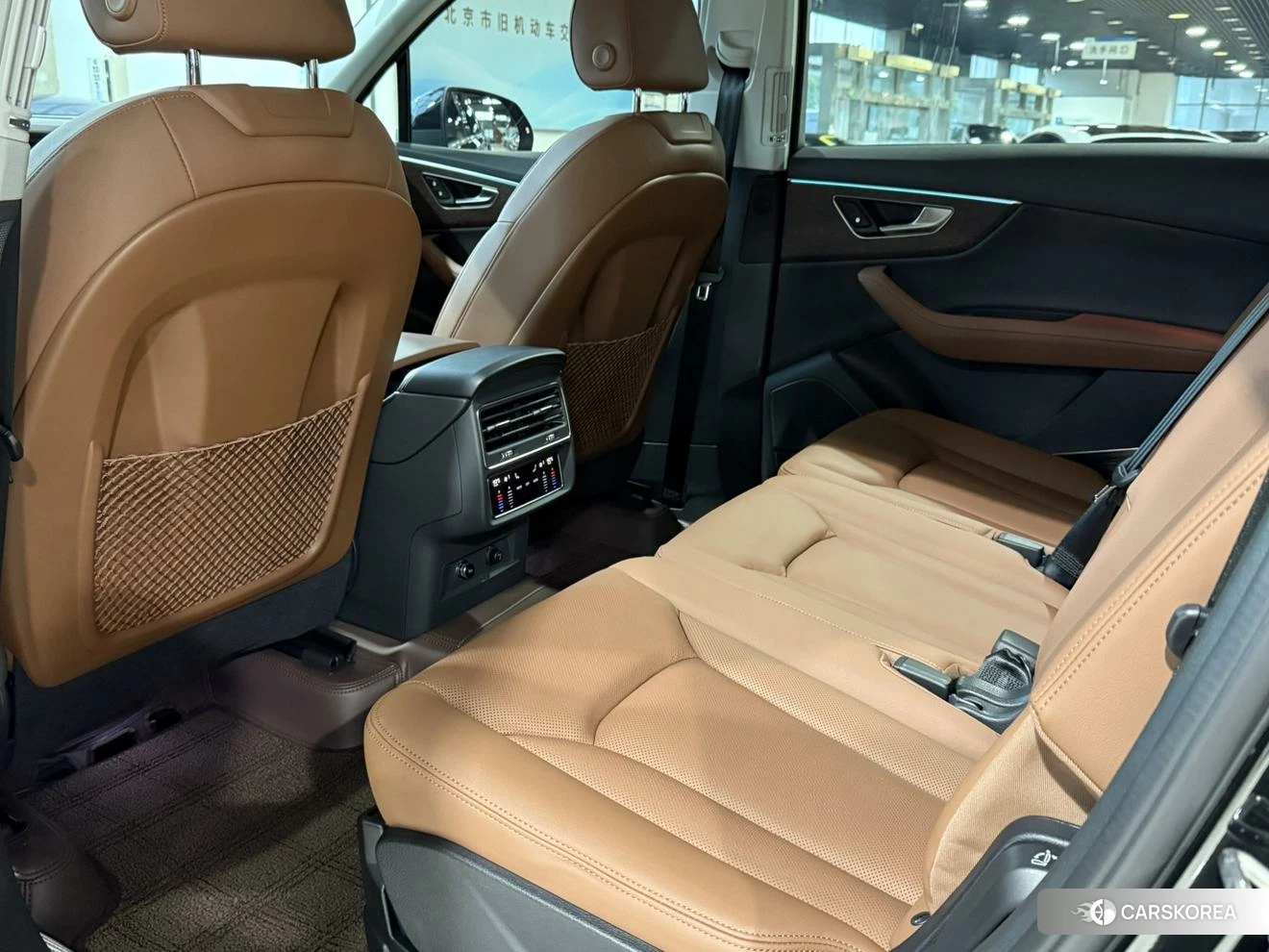 Audi Q7 2022 Черный из Китая, фото 5