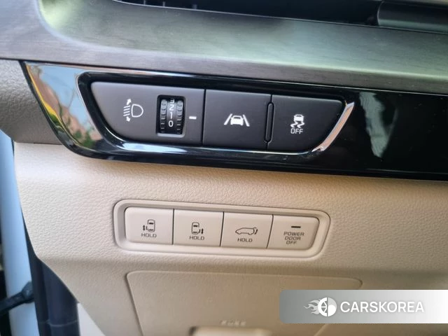 Kia Carnival 4th generation 2021 Жемчужный цвет из Кореи, фото 5