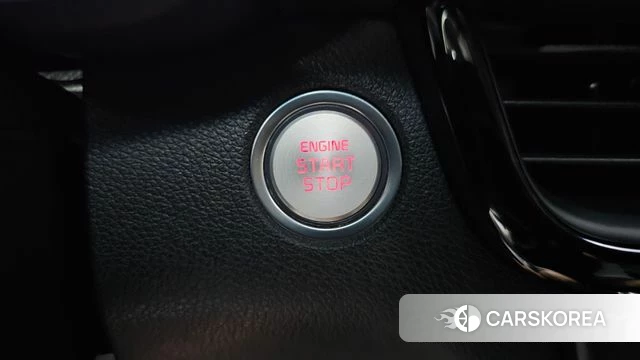 Kia The New K5 2nd generation 2018 Белый из Кореи, фото 5