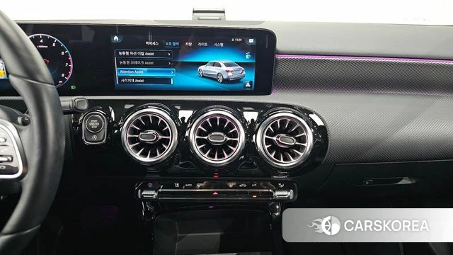 Mercedes-Benz A-Class W177 2023 Серебристо-серый из Кореи, фото 5