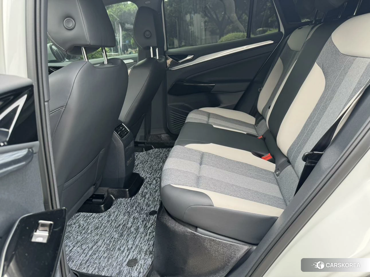 Volkswagen ID.4 CROZZ 2023 Белый из Китая, фото 5