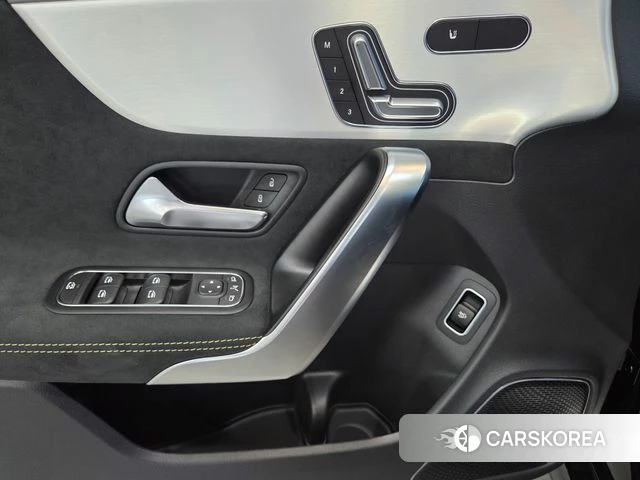 Mercedes-Benz CLA-Class C118 2025 Черный из Кореи, фото 5
