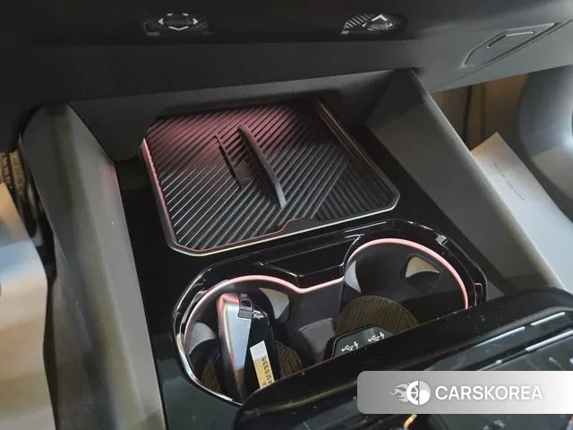 BMW 5 Series (G60) 2023 Белый из Кореи, фото 5