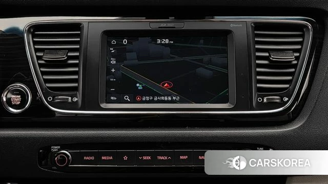 Kia The New Carnival 2018 Белый из Кореи, фото 5