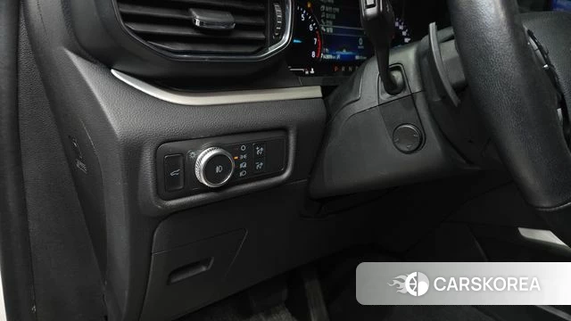Ford Explorer 6th Generation 2020 Белый из Кореи, фото 5