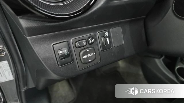 Toyota Prius C 2018 Серый из Кореи, фото 5