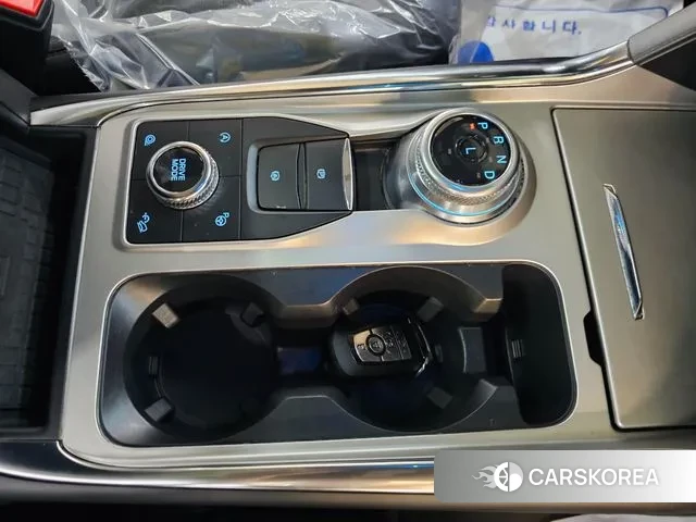Ford Explorer 6th Generation 2022 Черный из Кореи, фото 5