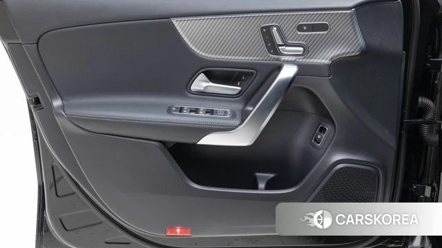 Mercedes-Benz A-Class W177 2025 Черный из Кореи, фото 5