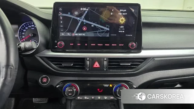 Kia The New K3 2nd generation 2022 Белый из Кореи, фото 5