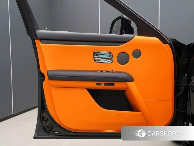 Rolls-Royce Gust 2025 Черный из Китая, фото 5