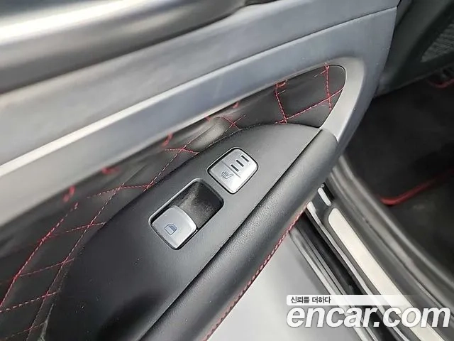 Genesis G70 2019 Черный из Кореи, фото 5