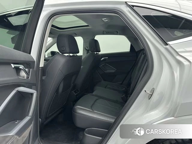 Audi Q3 Sportback 2021 Белый из Китая, фото 5