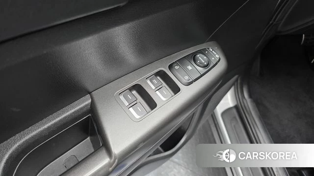 Kia Sportage The Bold 2021 Серебряный из Кореи, фото 5