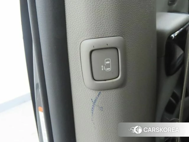 Kia The New Carnival 2018 Черный из Кореи, фото 5