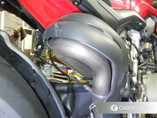 Проданный Ducati STREETFIGHTER V4 S 2020 из Японии, фото 2