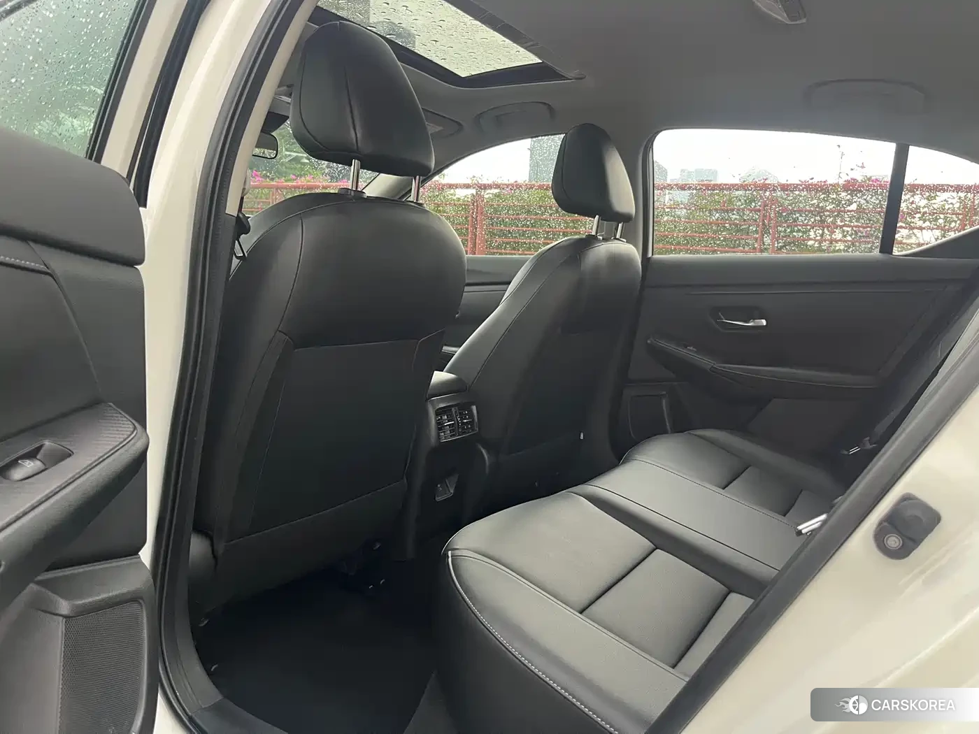 Nissan Sylphy 2023 Белый из Китая, фото 6