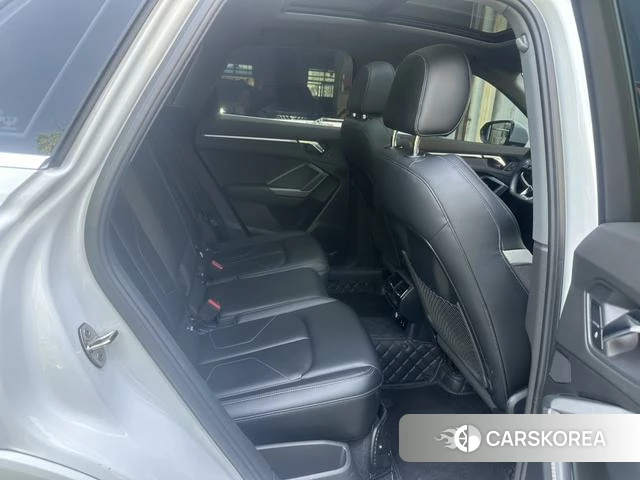 Audi Q3 2023 Белый из Китая, фото 5