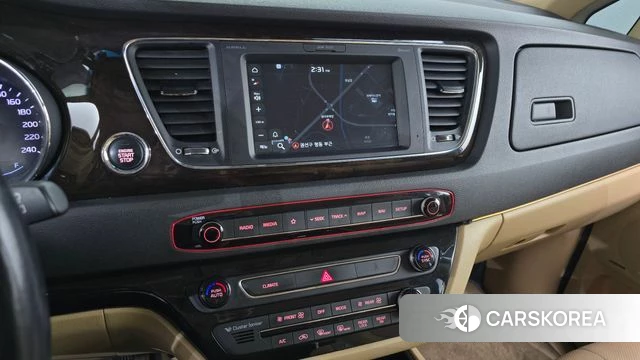 Kia The New Carnival 2018 Белый из Кореи, фото 5