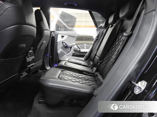 Audi Q8 (4M) 2021 Черный из Кореи, фото 5