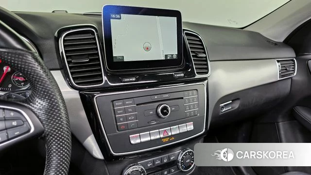 Mercedes-Benz GLE - Class W166 2018 Белый из Кореи, фото 5
