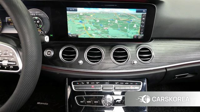 Mercedes-Benz E-Class W213 2019 Белый из Кореи, фото 5