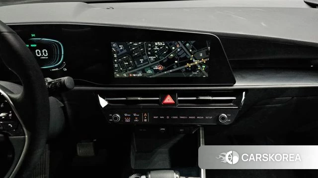 Kia Di Ol Nu Niro 2023 Белый из Кореи, фото 5
