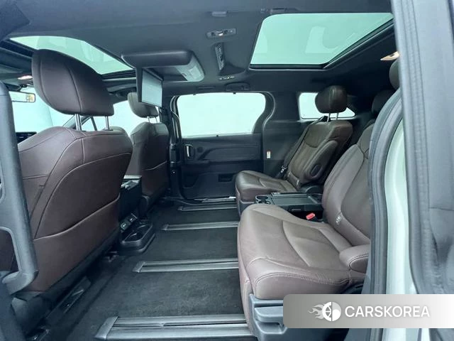 Toyota Grevia 2024 Белый из Китая, фото 5