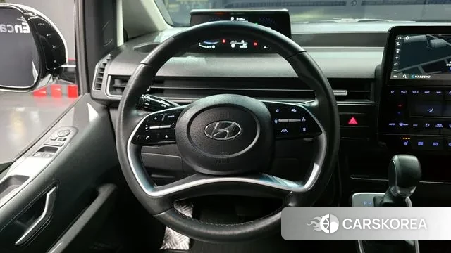 Hyundai Staria 2023 Белый из Кореи, фото 5