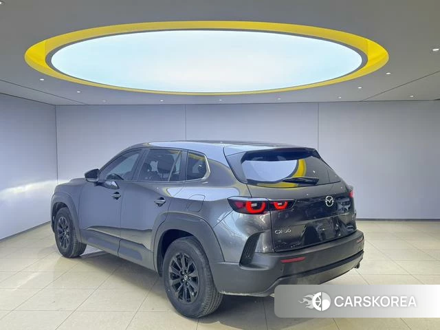 Mazda CX-50 line also 2023 Темно-серый из Китая, фото 5