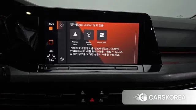 Volkswagen Golf 8th Generation 2022 Белый из Кореи, фото 5