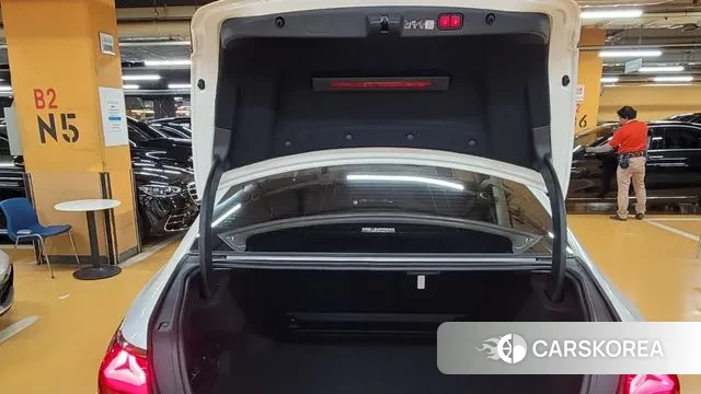 Mercedes-Benz E-Class W214 2024 Белый из Кореи, фото 5