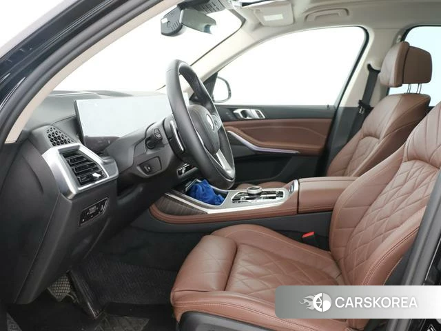 BMW X7 2023 Черный из Китая, фото 5