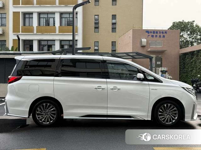 GAC Trumpchi Trumpchi M8 2021 Белый из Китая, фото 5