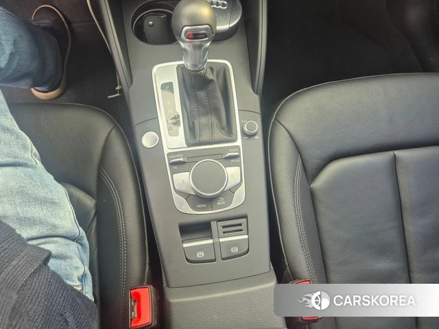 Audi New A3 2018 Черный из Кореи, фото 5