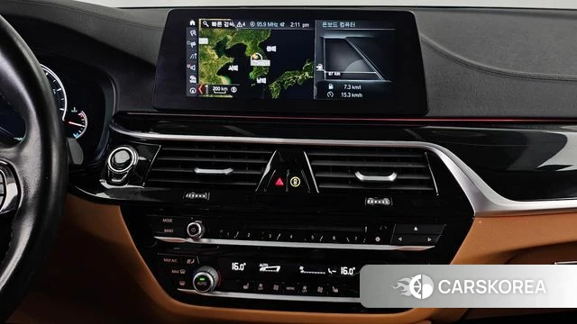 BMW 5 Series (G30) 2018 Синий из Кореи, фото 5