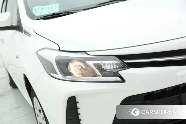 Toyota Vios 2023 Белый из Китая, фото 5