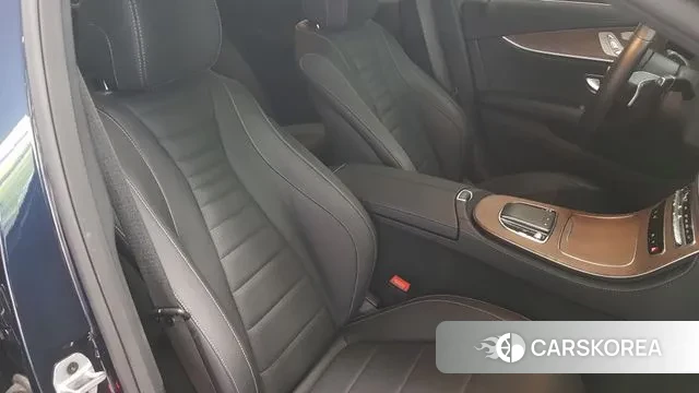 Mercedes-Benz E-Class W213 2022 Синий из Кореи, фото 5