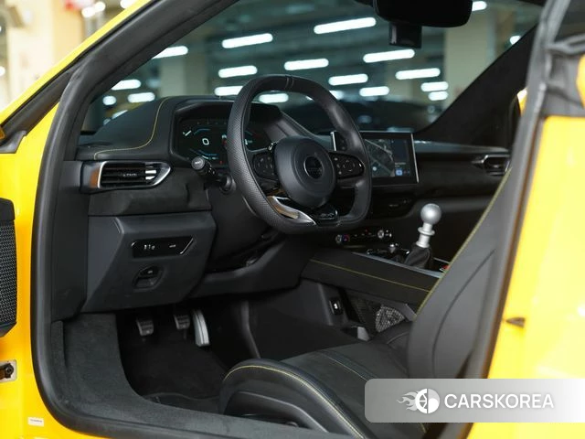 Lotus Emira 2024 Желтый из Кореи, фото 5