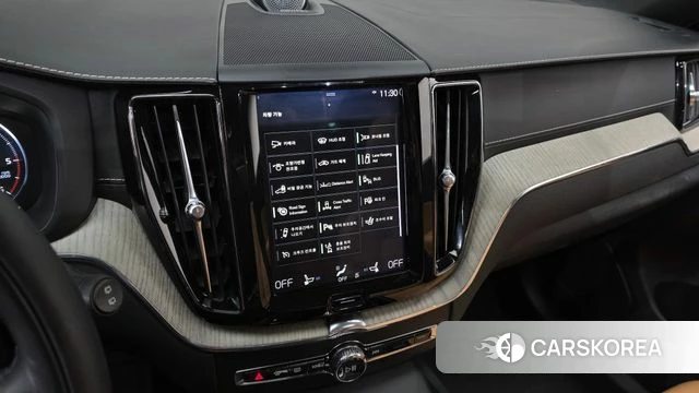 Volvo XC60 second Generation 2018 Черный из Кореи, фото 5