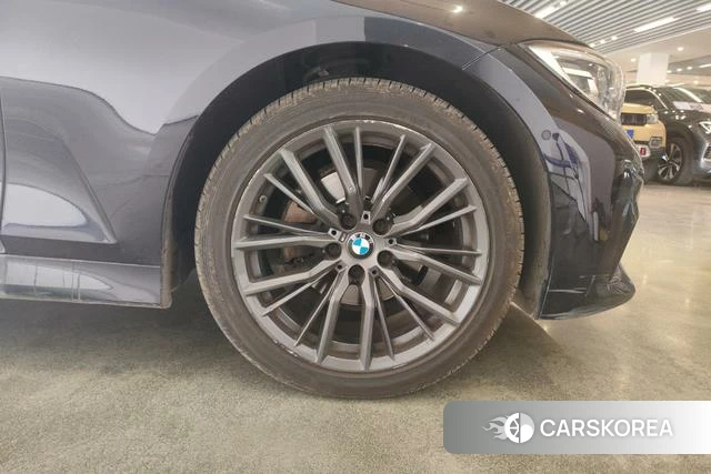 BMW 3 series 2021 Черный из Китая, фото 5