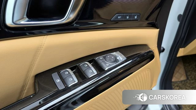 Kia Carnival 4th generation 2023 Белый из Кореи, фото 5