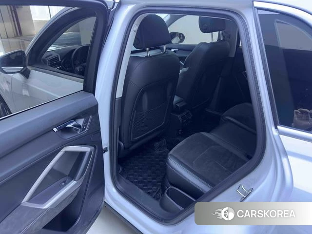 Audi Q3 2021 Белый из Китая, фото 5